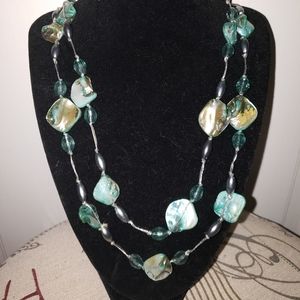 Necklace and earring set